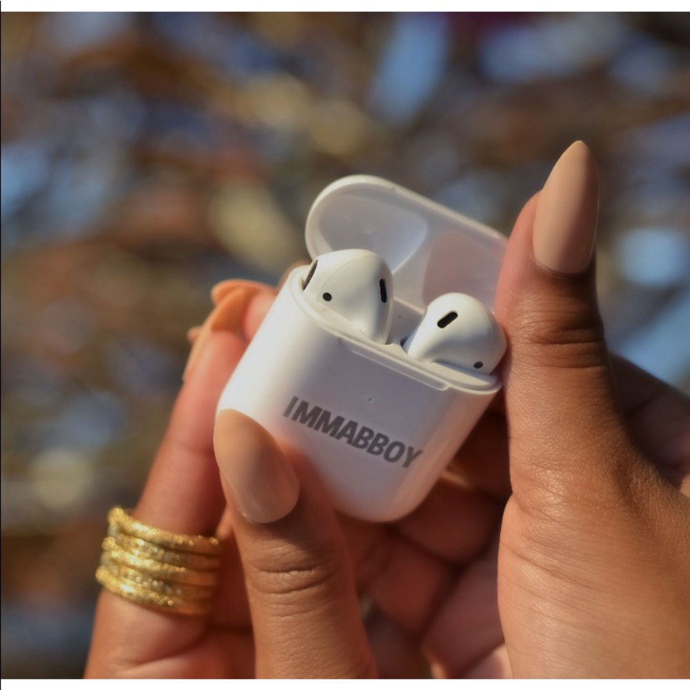 COPY - Wireless earbuds by Immabboy. Black or white excellent stocking stuffers